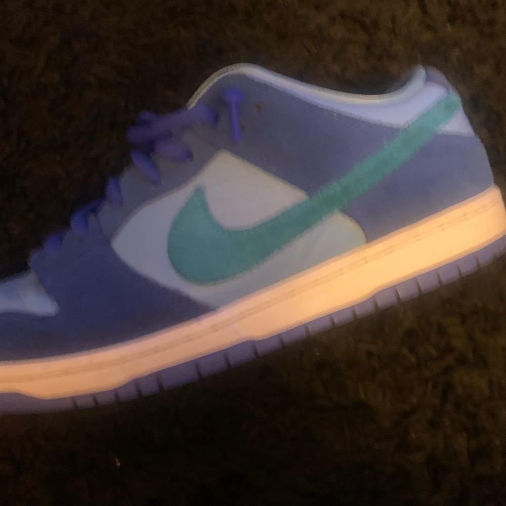 Condition good,only worn a couple times,fits good,amazing to wear